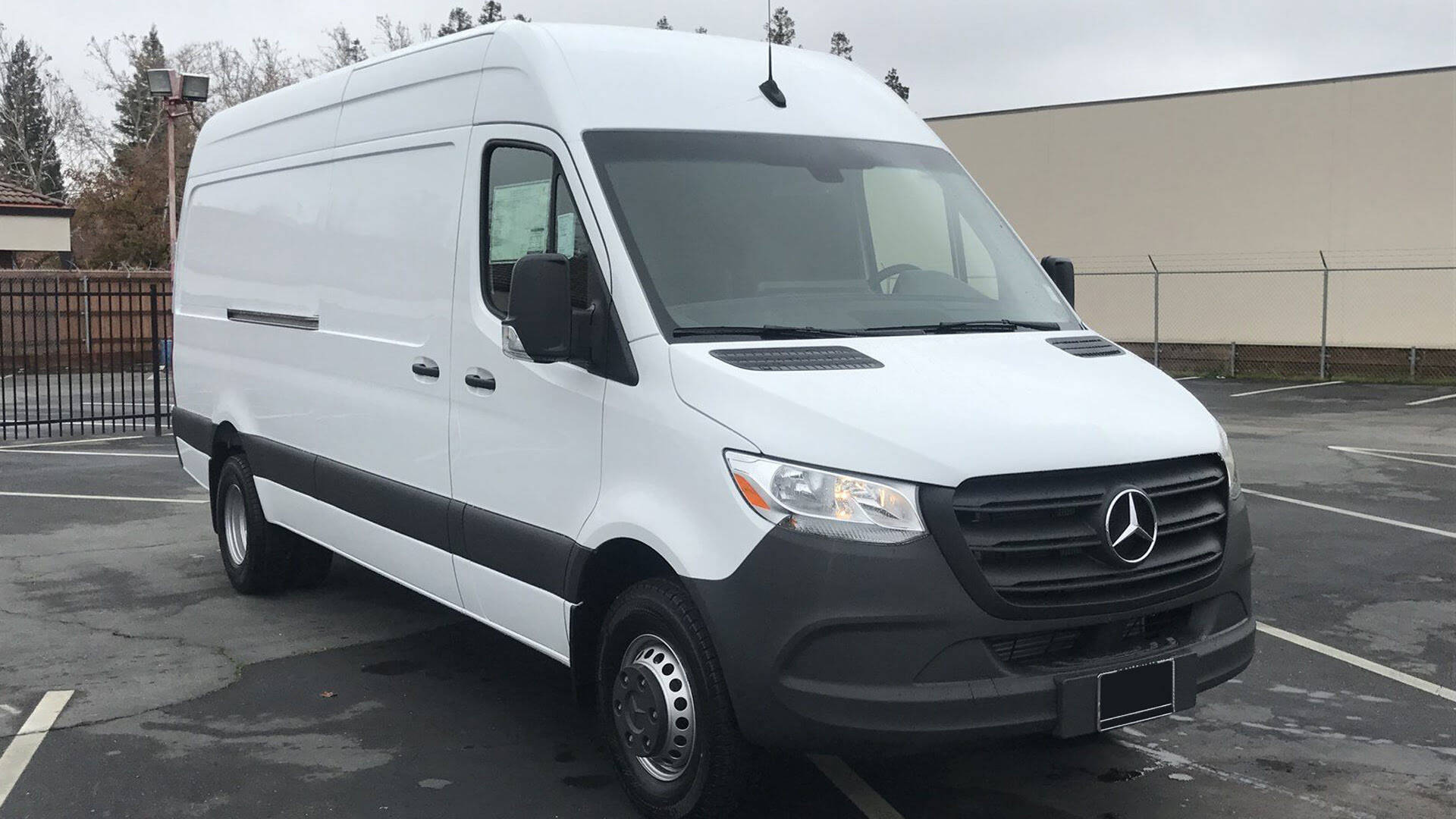 Mercedes Benz Sprinter